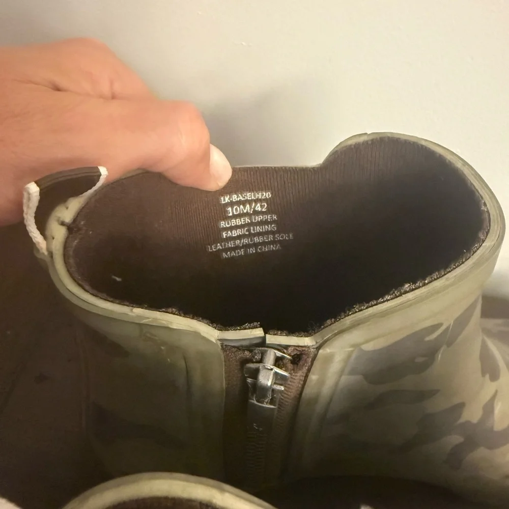 Lucky Brand Women’s Camo Rubber Chelsea Rain Ankle Boots Size 10